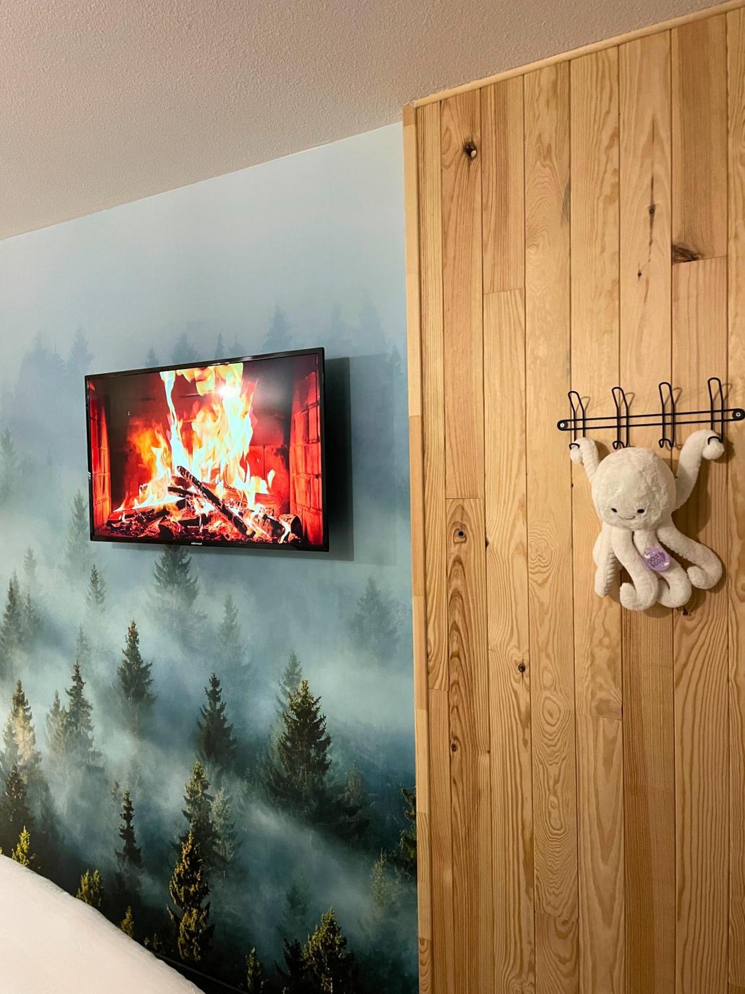 לורדה Chalet Studio Premium, Wifi, Chaleureux מראה חיצוני תמונה